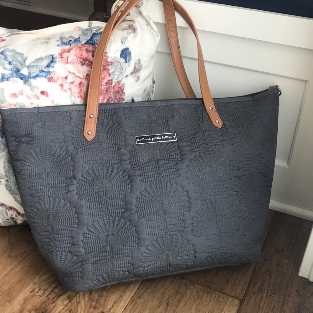 Petunia Pickle Bottom Downtown Tote diaper Bag